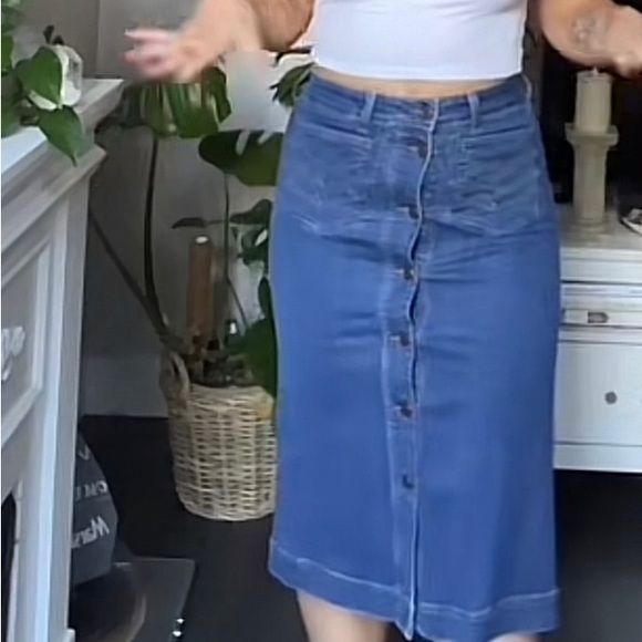 MKTstudio Paris Denim MIDI Skirt - Picture 4 of 4